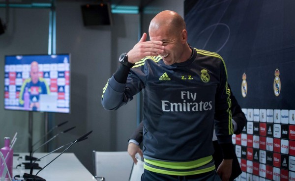 Zidane sobre crisis del Barcelona: 'Todavía son primeros'