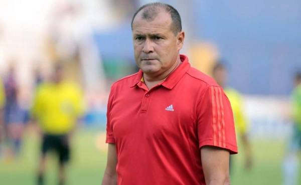 En la temporada 2014 se coronó bicampeón del ascenso con Honduras Progreso y logró ascender.