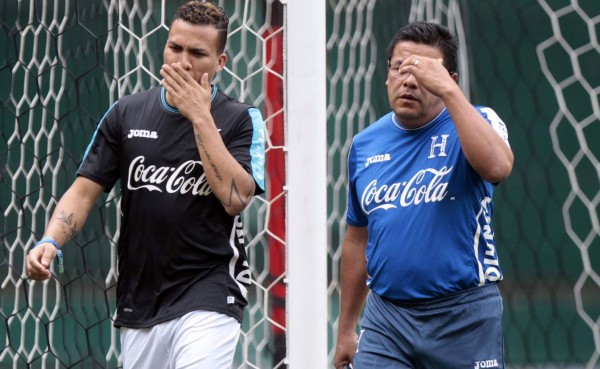 Arnold Peralta: 'Estoy al cien por ciento y a las órdenes del técnico'