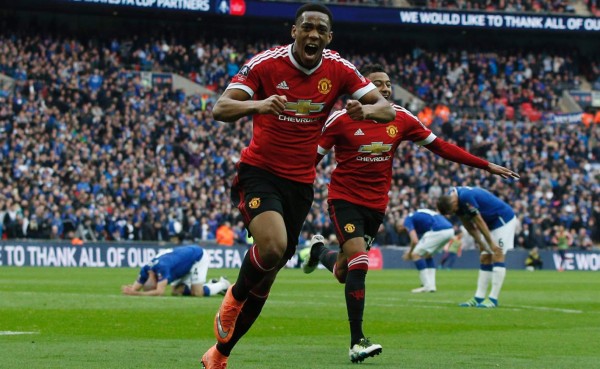 Martial marca 'in extremis' y Manchester United jugará la final de Copa