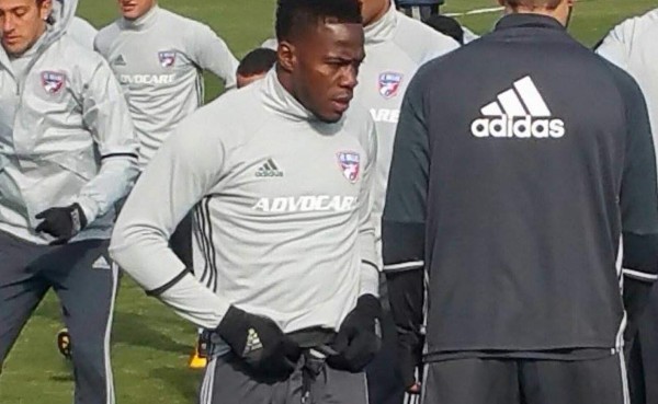 Maynor Figueroa realizó su primer entrenamiento con el FC Dallas de la MLS