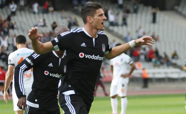 Zidane habría pedido a Mario Gómez para reforzar al Real Madrid