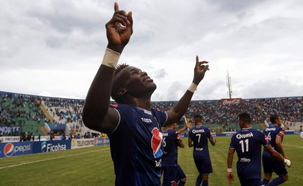 Con hattrick de Rubilio Castillo, Motagua derrotó al Marathón y es líder