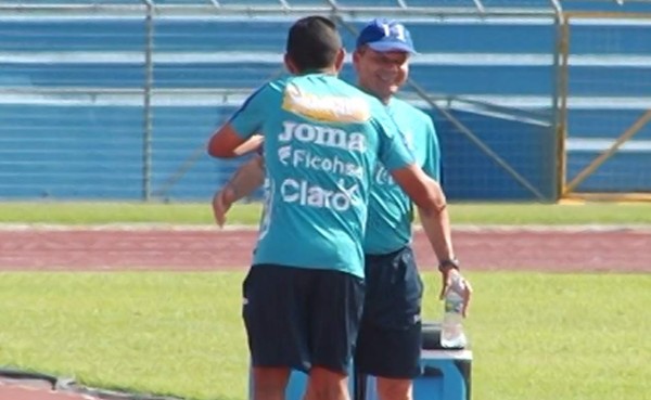 Amado Guevara se integra a los trabajos de la selección de Honduras