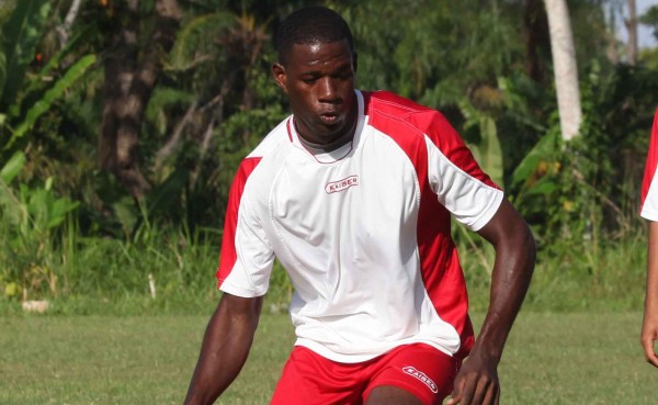 El delantero Jerrick Díaz es nuevo jugador del Vida