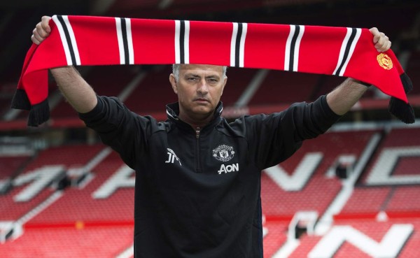 Los diez temas picantes de Mourinho en su primera conferencia de prensa en el United