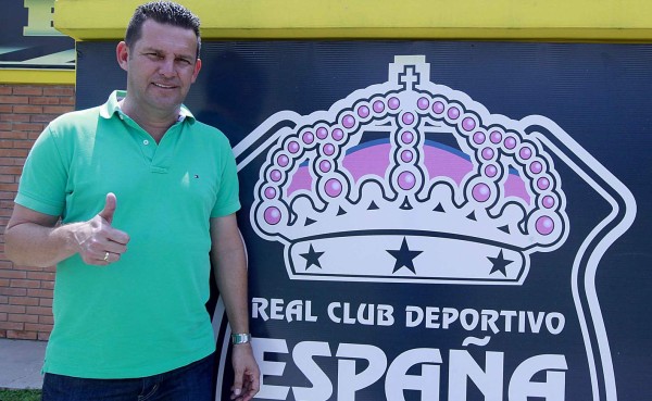 Javier Delgado no rotará porteros en Real España