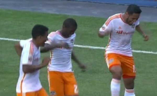 VIDEO: Boniek García anota en gran triunfo del Houston Dynamo
