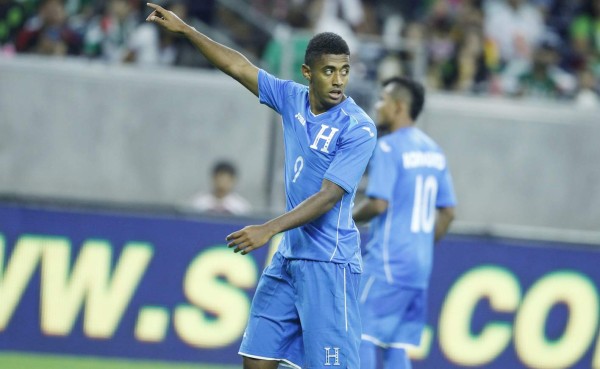 Descartan interés de Cruz Azul por Anthony Lozano