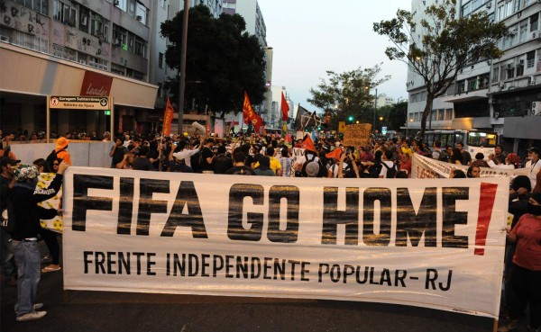 Protesta deja varios heridos en las afueras del Maracaná