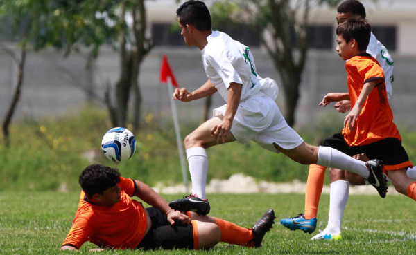 Se registran goleadas en la primera fecha de Copa Gatorade