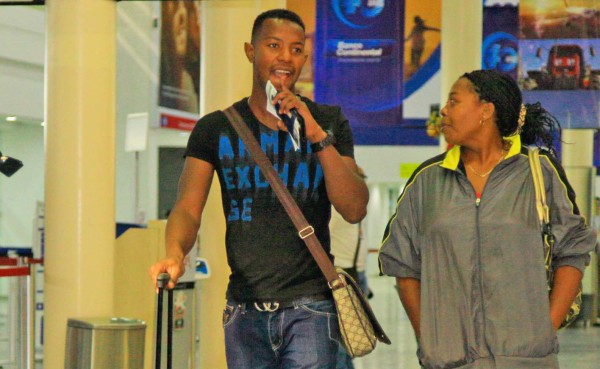 Velásquez Colón viajó para unirse al Nacional de Uruguay