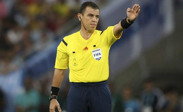 Joel Aguilar Chicas pitará la final de la Copa Oro