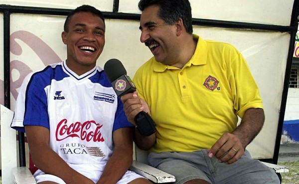 Rambo de León cumple hoy 37 años, sin equipo y con su magia a punto de apagarse