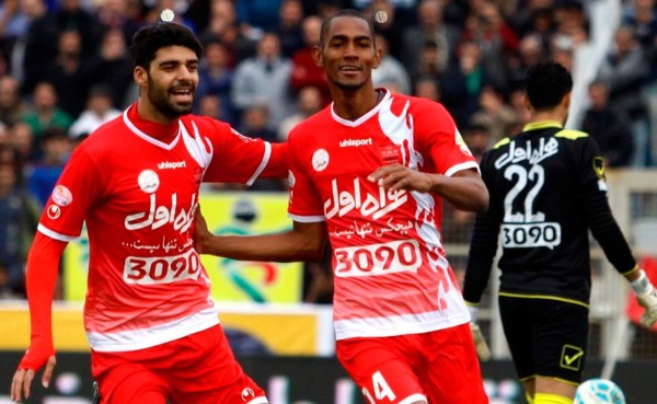 Jerry Bengtson y Persépolis no lograron el título de la Liga de Irán