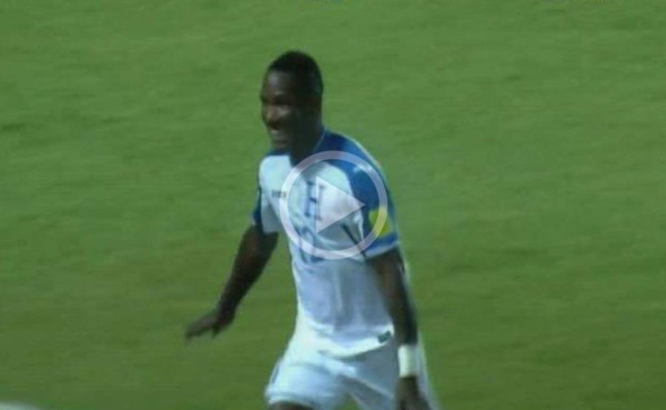 Video: Romell Quioto selló el triunfo ante El Salvador con esta anotación