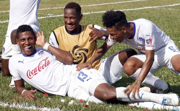 Olimpia pega primero a Real Sociedad y tiene medio título en la bolsa