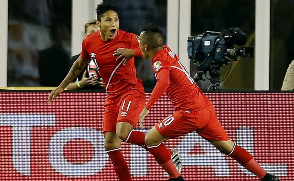 Raúl Ruidíaz sobre el polémico gol a Brasil: 'Me chocó en el muslo'