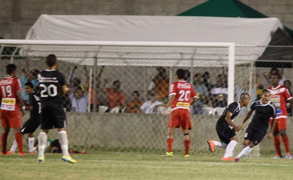 Honduras Progreso vence al Real Sociedad con polémica