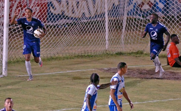 Motagua consigue otro empate de último suspiro, esta vez ante Victoria