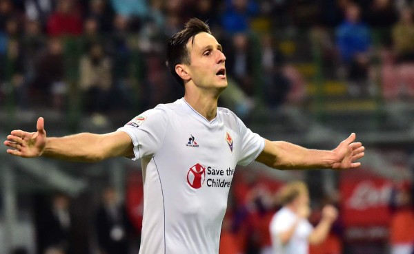 Fiorentina golea al Inter, que pierde su primer partido de la temporada