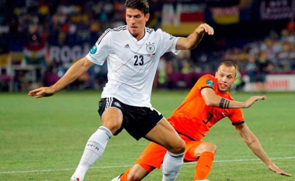 El partido Alemania-Holanda, suspendido por 'razones de seguridad'