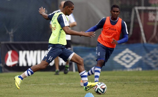 Jerry Bengtson: 'Después del Mundial decido mi futuro'