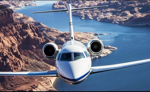 El nuevo y privado jet de Cristiano Ronaldo: Gulfstream G200