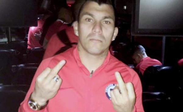 Gary Medel explota en redes sociales tras perder con Argentina