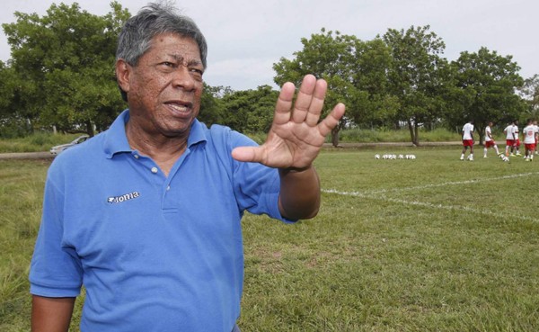 Ramón Maradiaga acepta que en la afición salvadoreña 'hay desconfianza e inseguridad'