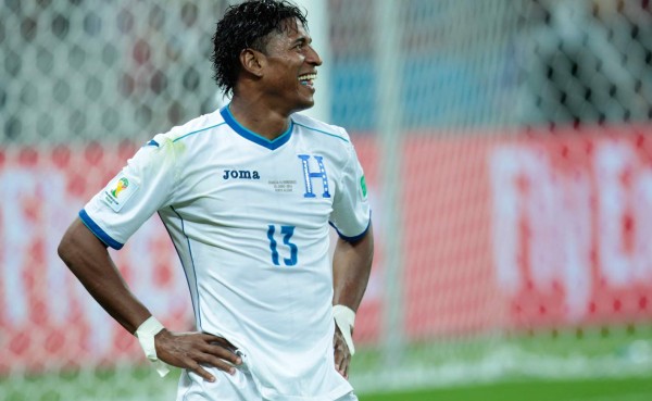 A Carlo Costly le abren las puertas en Guatemala