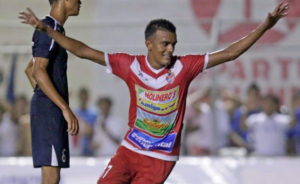 Osman Melgares jugaría ante el Honduras Progreso