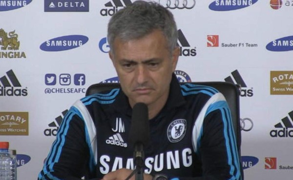 Mourinho deja fuera a Cristiano y pone a Messi entre los mejores