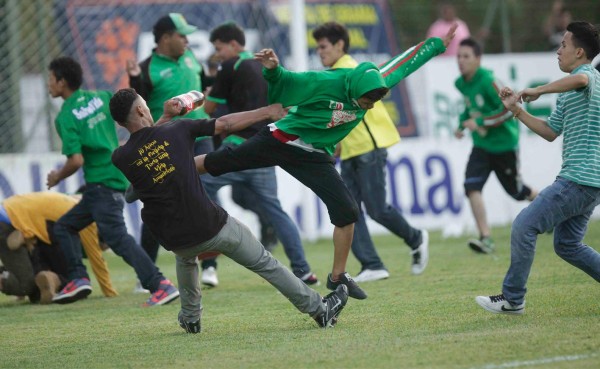 Yibrín: 'Administración de Marathón puso en riesgo la vida de los futbolistas'