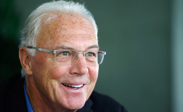 Beckenbauer: 'Hasta ahora, Löw lo ha hecho todo bien'