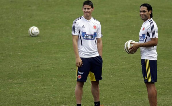 Falcao felicita a James Rodríguez por su fichaje con Real Madrid