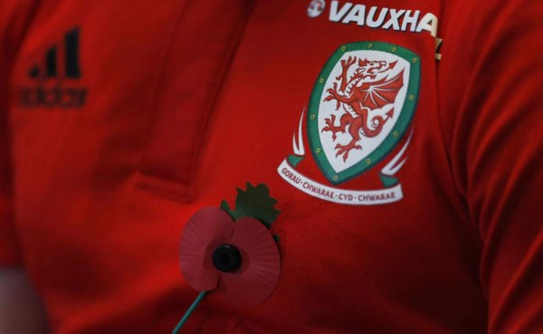 FIFA le niega el permiso a Gales para rendir homenaje a sus soldados