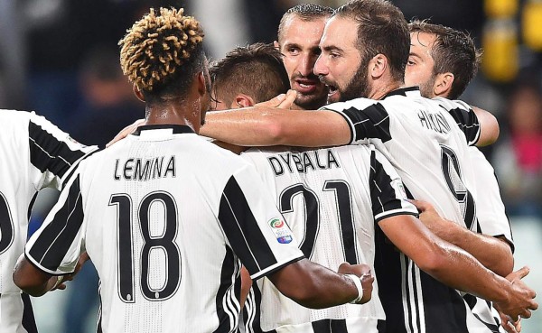 El Nápoles no pasa del empate en Génova y Juventus recupera el liderato