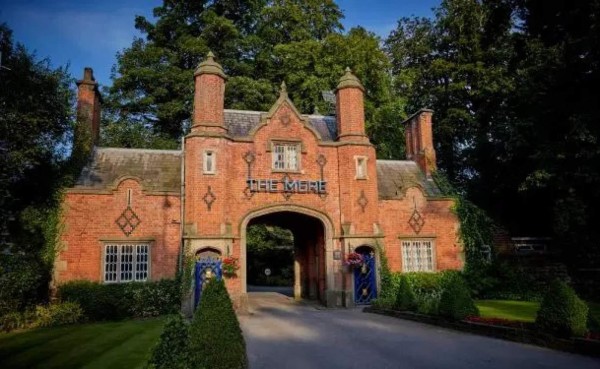 ¡Escándalo! La fiesta de los jugadores del Manchester City con 22 modelos italianas en un hotel