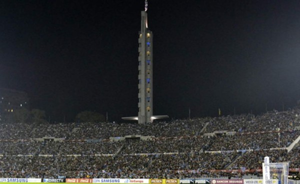 Uruguay remodelará su mítico estadio Centenario por el sueño del Mundial-2030