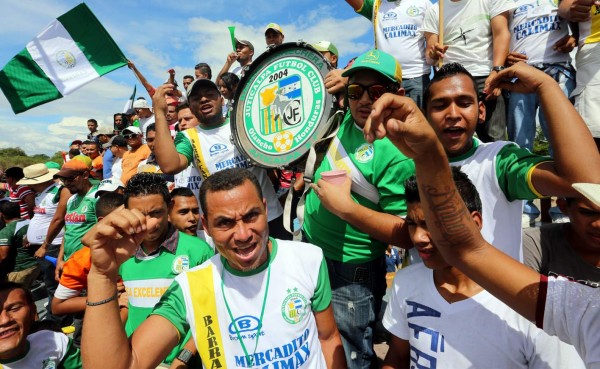 Ambientazo en Juticalpa previo a la final de Ascenso