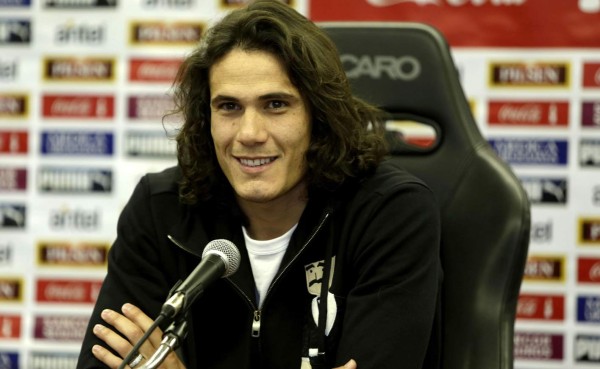 Cavani, halagado por el interés del Atlético de Madrid