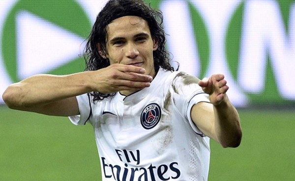 Cavani no quiere volver a París, asegura Álvaro González