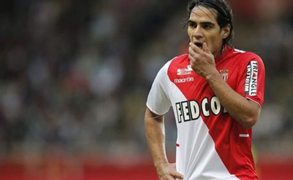 Entrenador del Mónaco confirma que Falcao aún no puede jugar