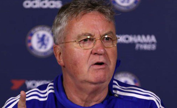 Guus Hiddink le pide a Diego Costa que se controle