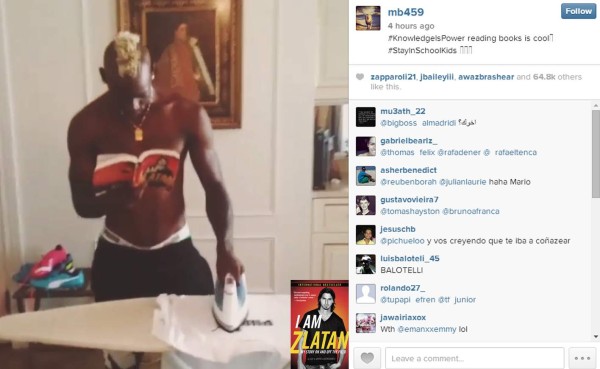 VIDEO: Balotelli lee libro de Zlatan mientras plancha y baila