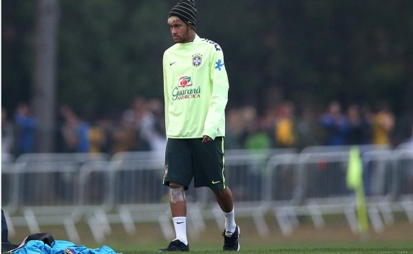 Médico de Brasil asegura que Nermay jugará ante Colombia