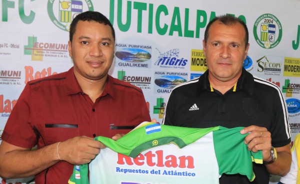 Wilmer Cruz es presentado como nuevo técnico del Juticalpa