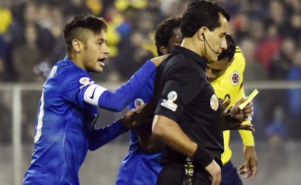 El insulto de Neymar al árbitro que desencadenó su castigo