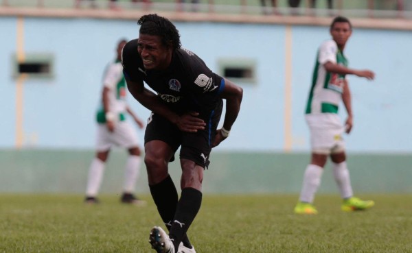 Carlo Costly, lesionado en amistoso de Olimpia ante Juticalpa